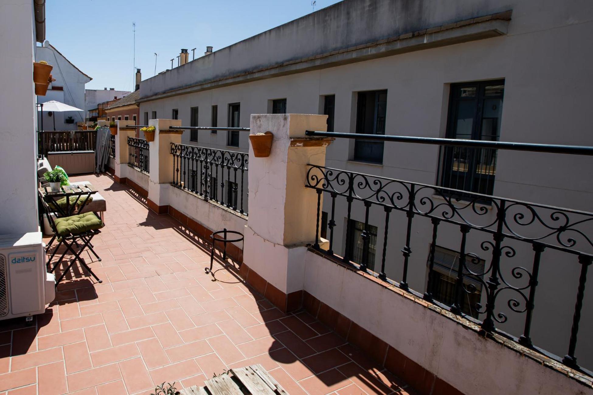 סביליה Apartamentos Dona Concha מראה חיצוני תמונה