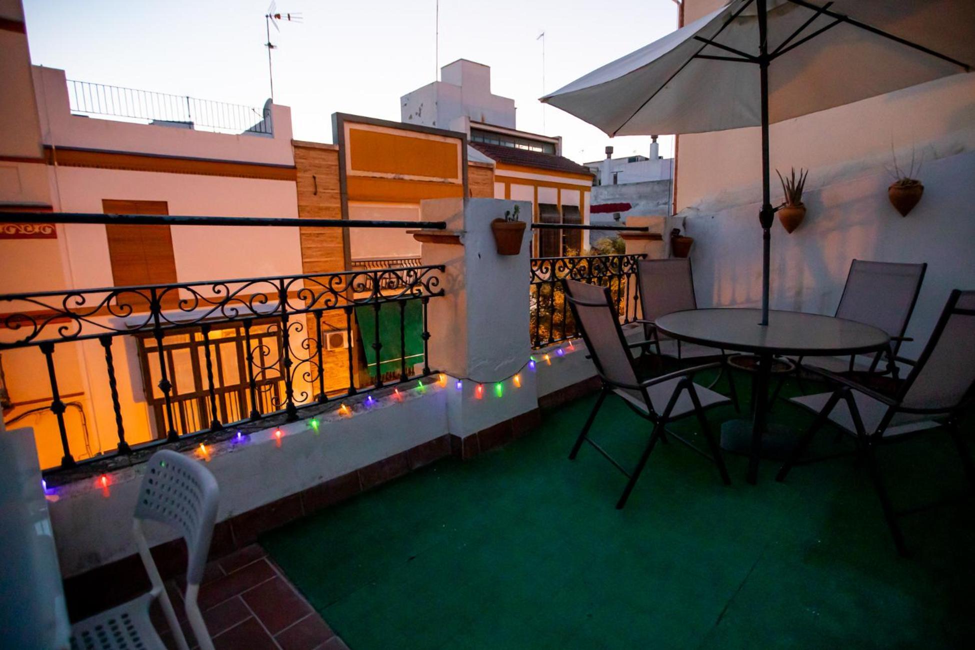 סביליה Apartamentos Dona Concha מראה חיצוני תמונה